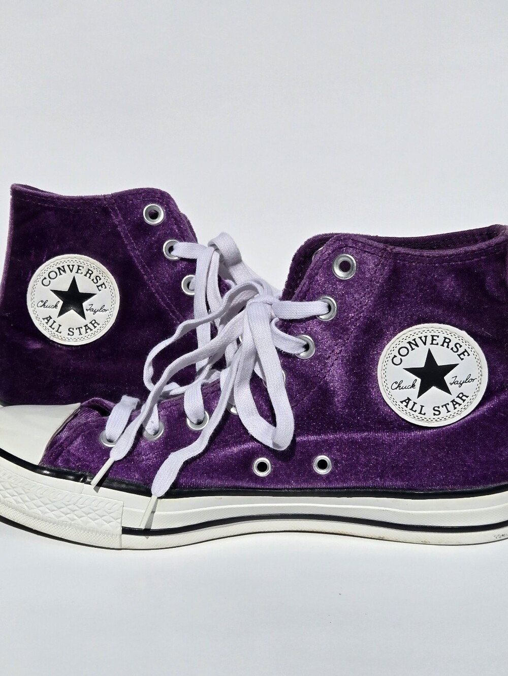 Converse Chuck Taylor All Star Velvet High-Tops – Night Purple